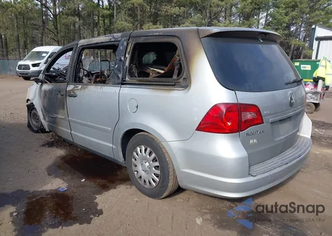 2010 Volkswagen Routan S z USA, uszkodzony, nr VIN 2V4RW4D17AR406760